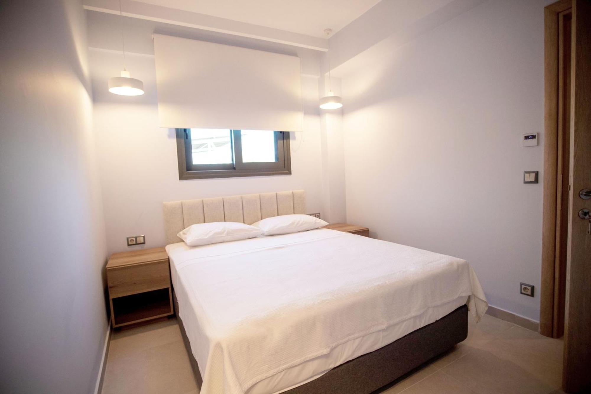 8 Boutique Suites Nea Poteidaia Habitación foto