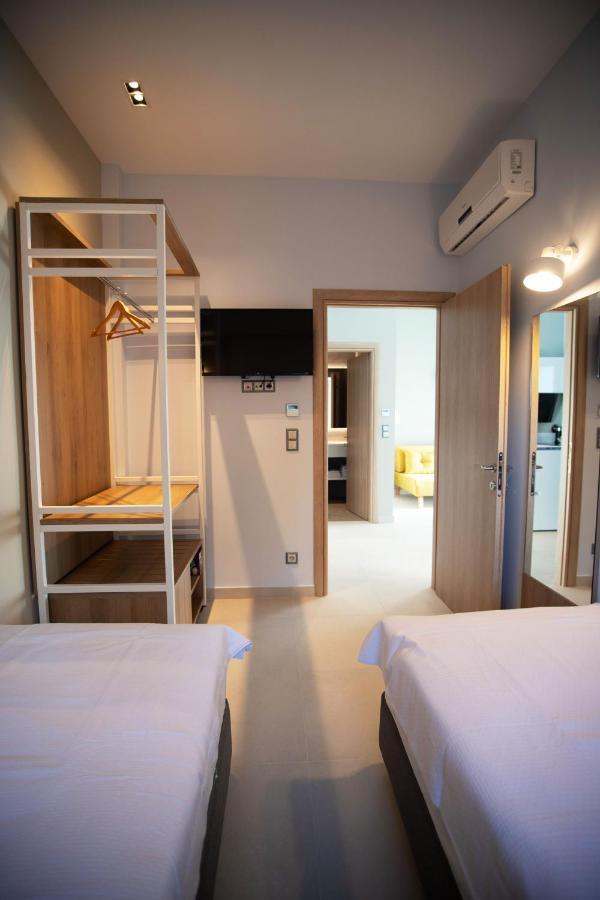 8 Boutique Suites Nea Poteidaia Exterior foto